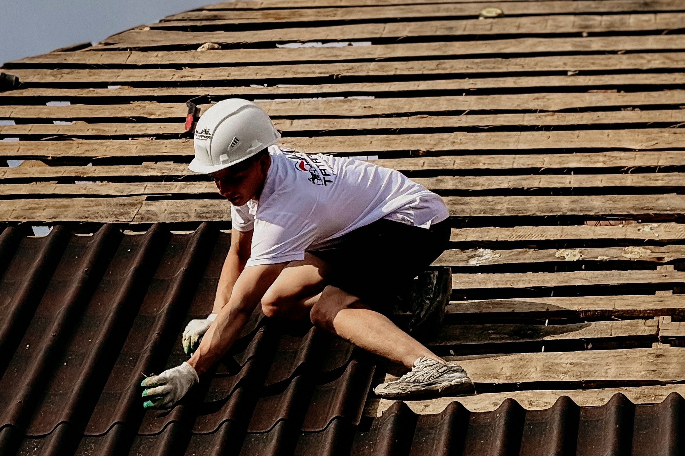 Chantier de couverture à Grimaud